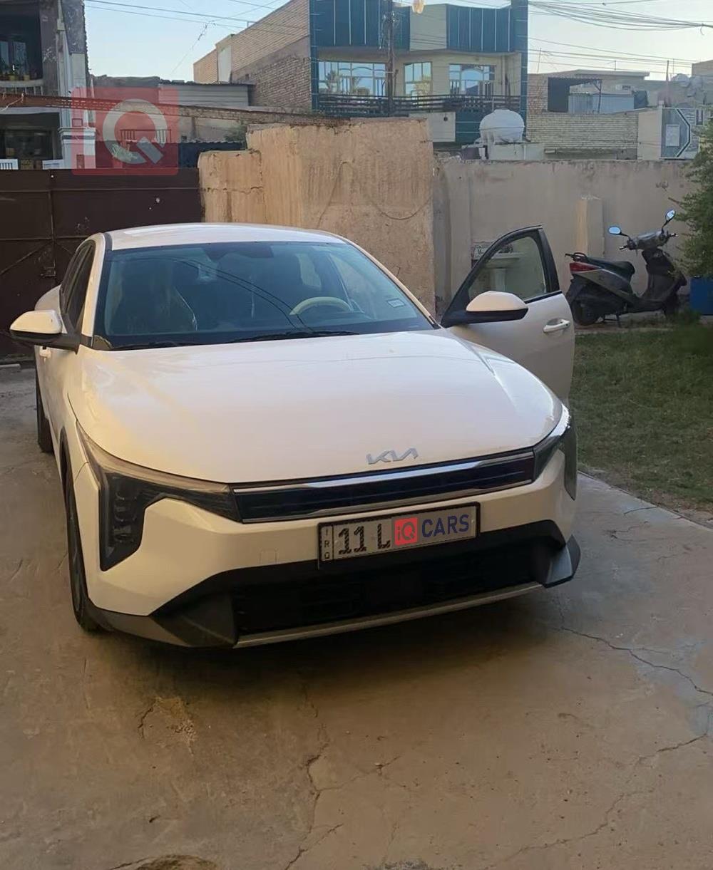 Kia K4